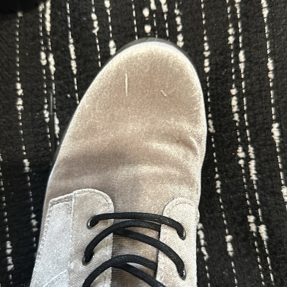 Dolce Vita silver velvet combat boot size 10 - Picture 6 of 10